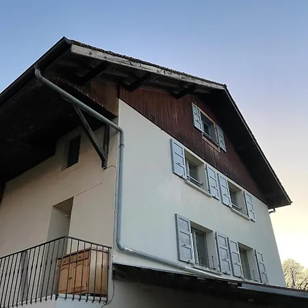 La Petite Maison Vue D'elise *